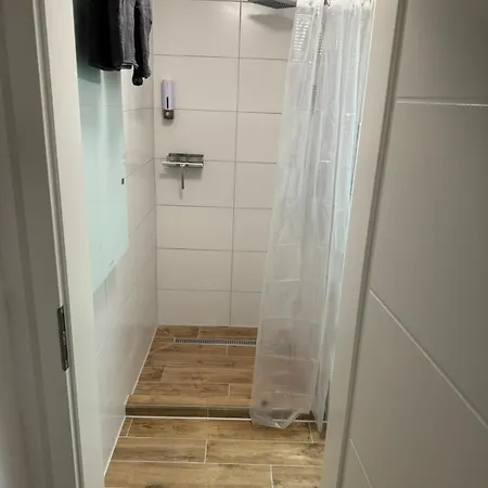 Studio Zimmer In Innenstadt Карлсруэ Экстерьер фото